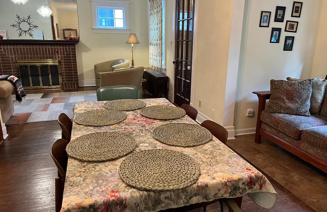 Whirlpool Cottage-1